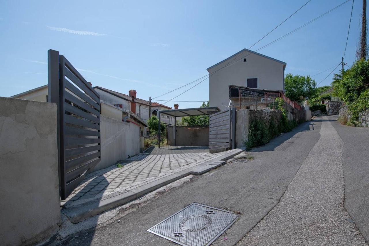 Sea And Sun Kantrida Apartment Rijeka Exterior photo